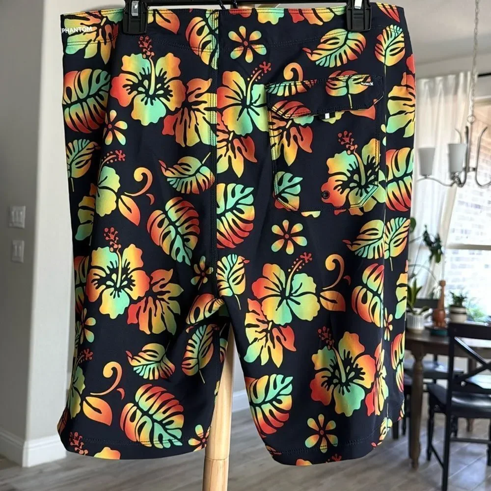 NWT Hurley Board Shorts Swim Phantom Quick Dry 4 Way Stretch Tropical Black 32